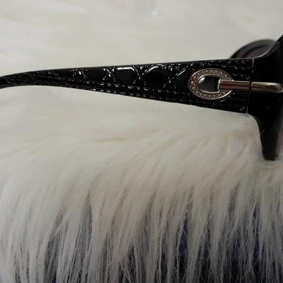 NWT Black Glitter UV Protection Sunglasses - Picture 8 of 14